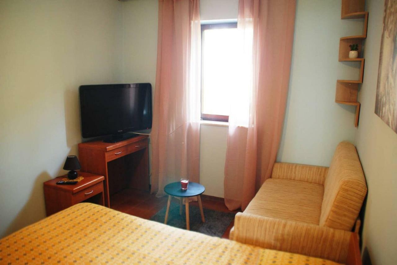 Studio Apartman Ziganto Ičići Exteriör bild